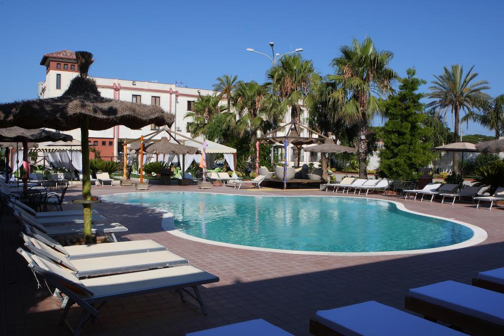 Venus Park Hotel Castel Volturno Exterior foto